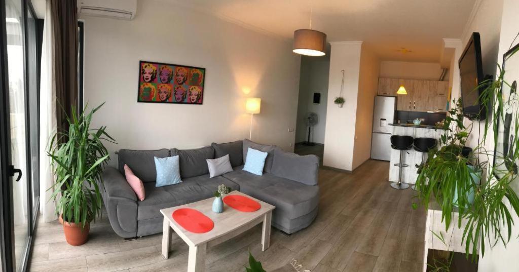 Ameri Plaza Green Apartments Tbilisi Eksteriør billede