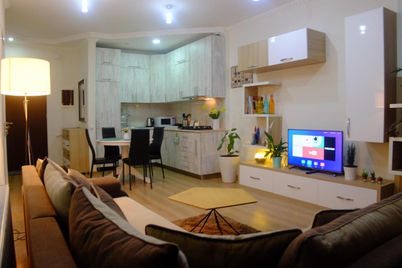 Ameri Plaza Green Apartments Tbilisi Eksteriør billede