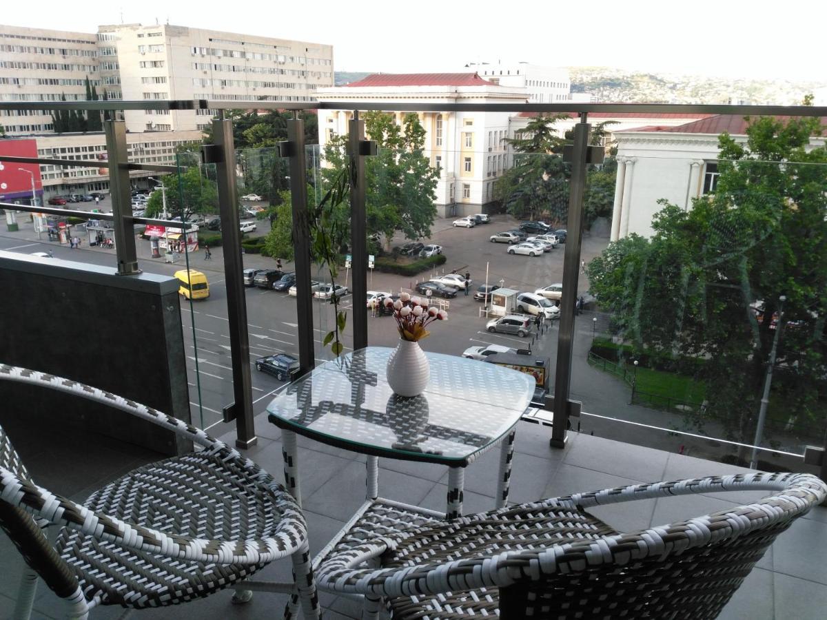Ameri Plaza Green Apartments Tbilisi Eksteriør billede